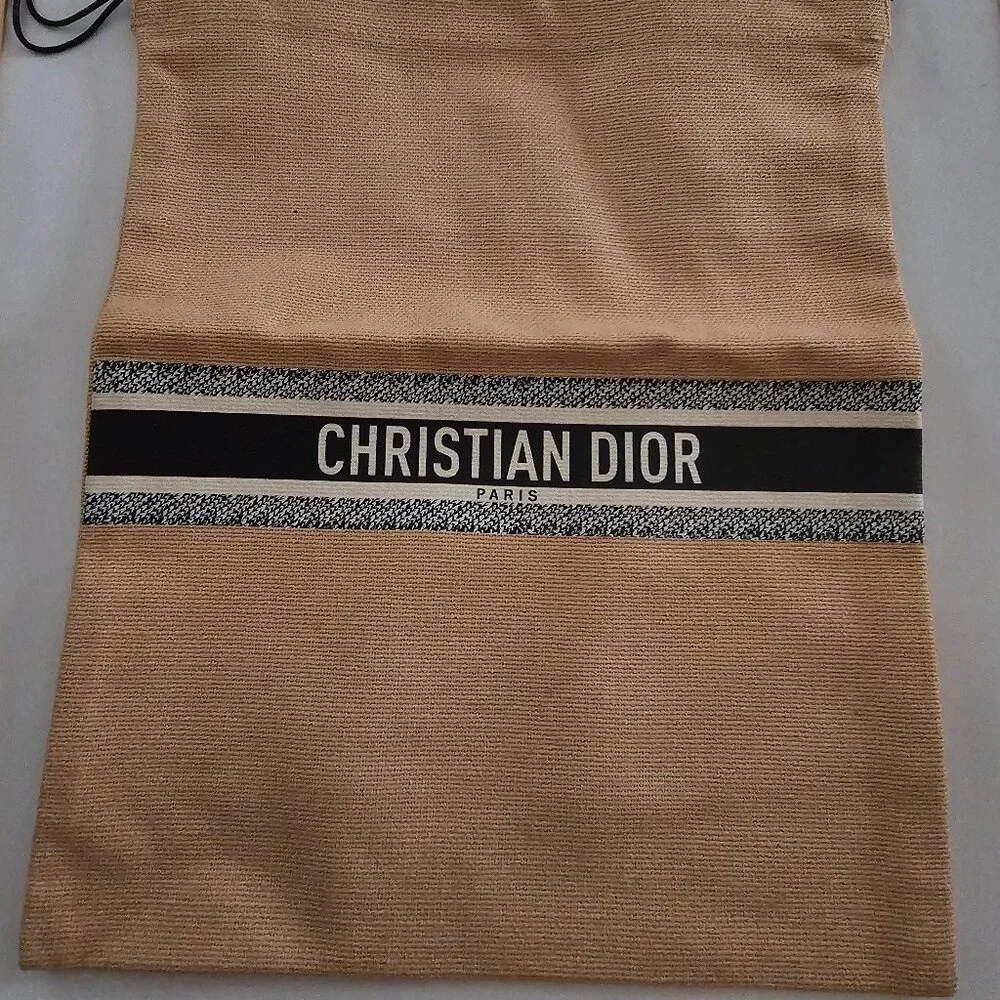 Dior Pouches - Picture 2 of 4